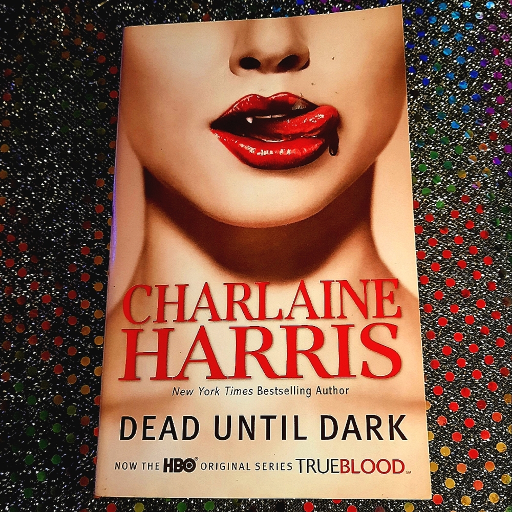 DEAD UNTIL DARK by Charlaine Harris